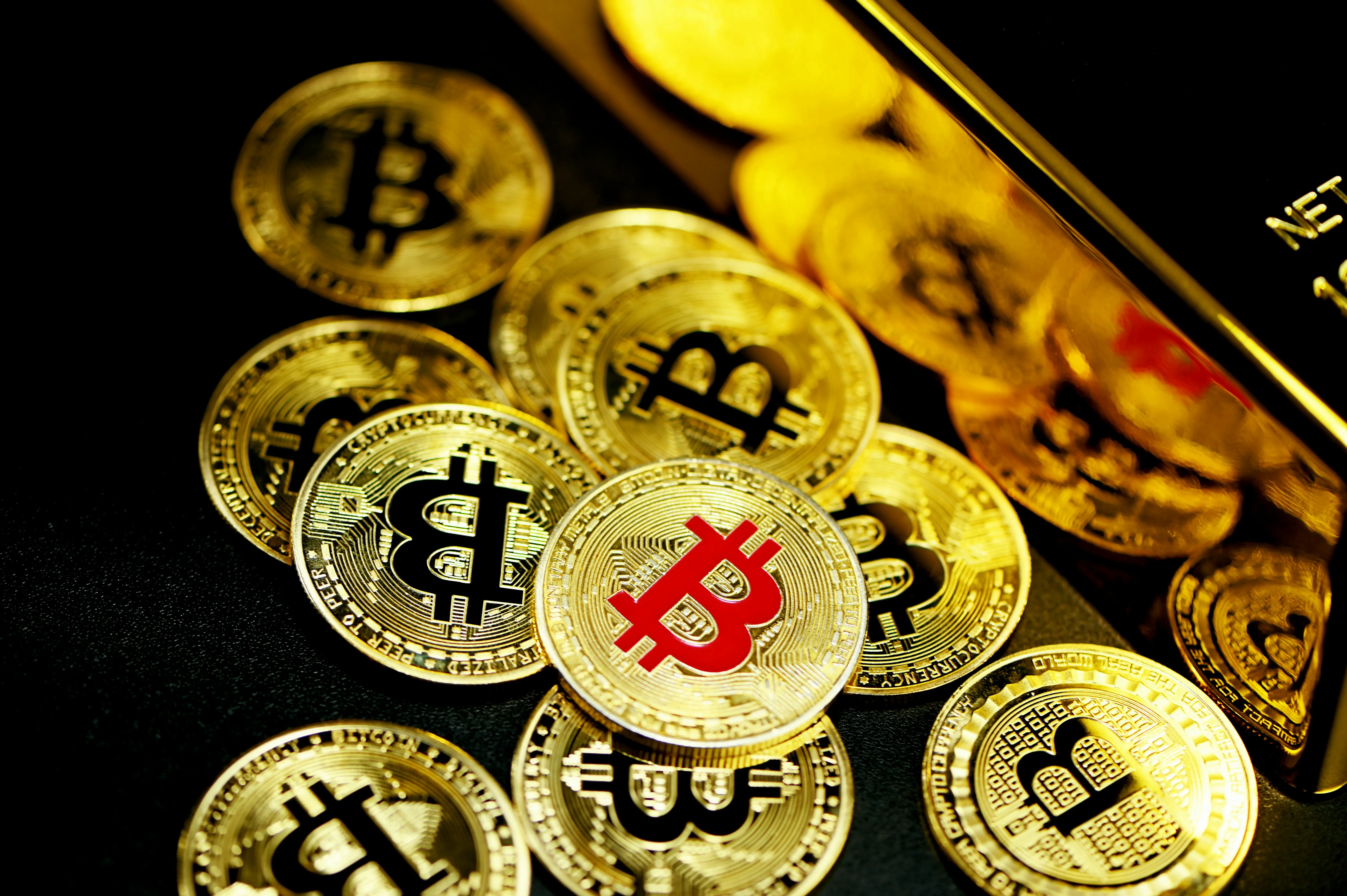 Hỗ trợ qua email nhatvip888 chuyên nghiệp